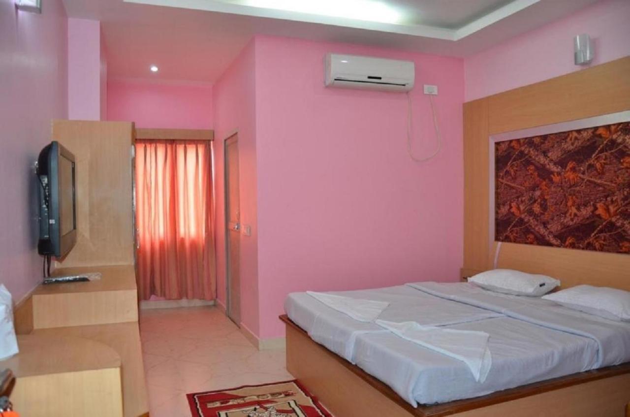 שילונג Hotel Barbareek מראה חיצוני תמונה