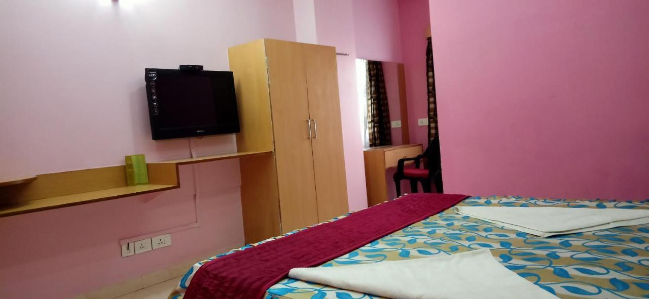 שילונג Hotel Barbareek מראה חיצוני תמונה