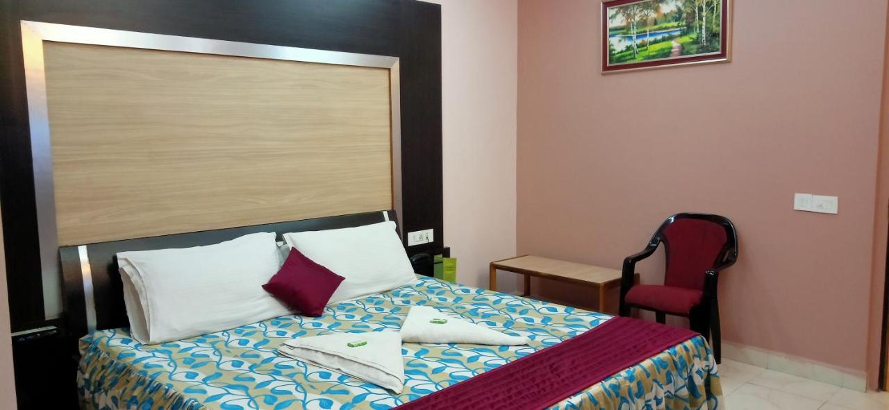 שילונג Hotel Barbareek מראה חיצוני תמונה