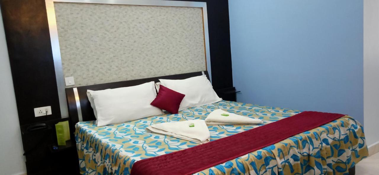 שילונג Hotel Barbareek מראה חיצוני תמונה